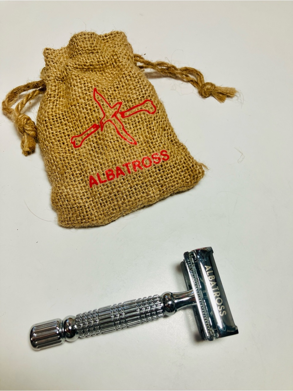 Albatross Safety Razor - Butterfly & Hemp bag